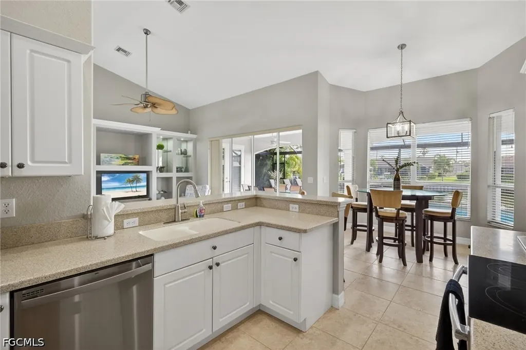 4817 SW 20th Place Cape Coral FL 33914