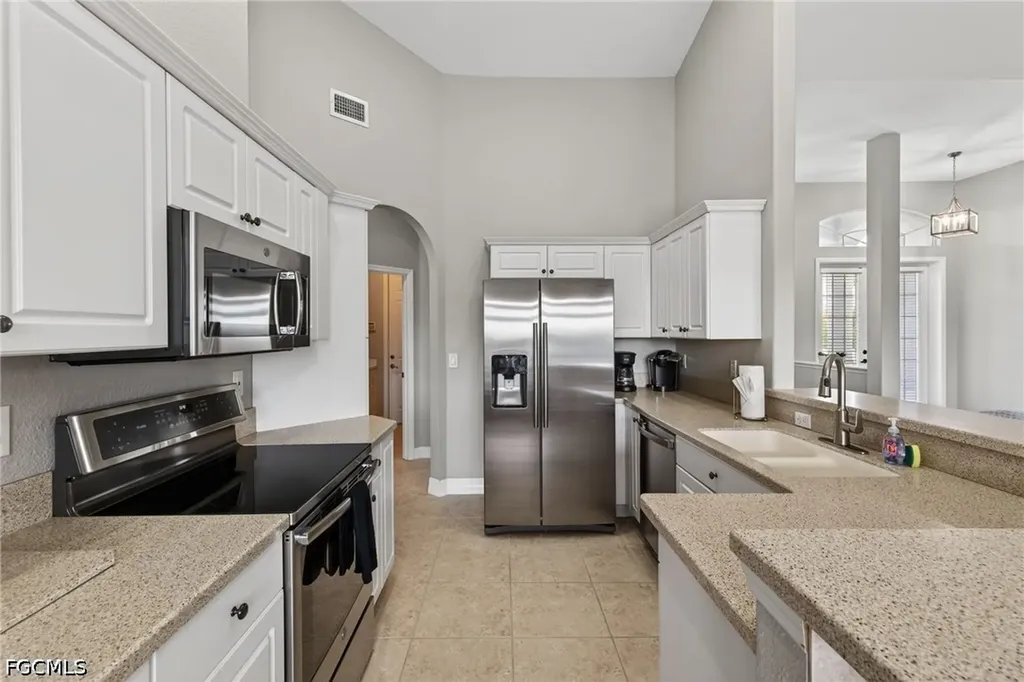 4817 SW 20th Place Cape Coral FL 33914