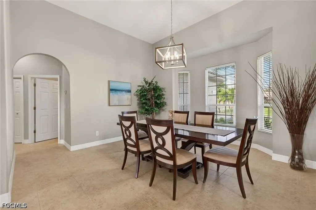 4817 SW 20th Place Cape Coral FL 33914
