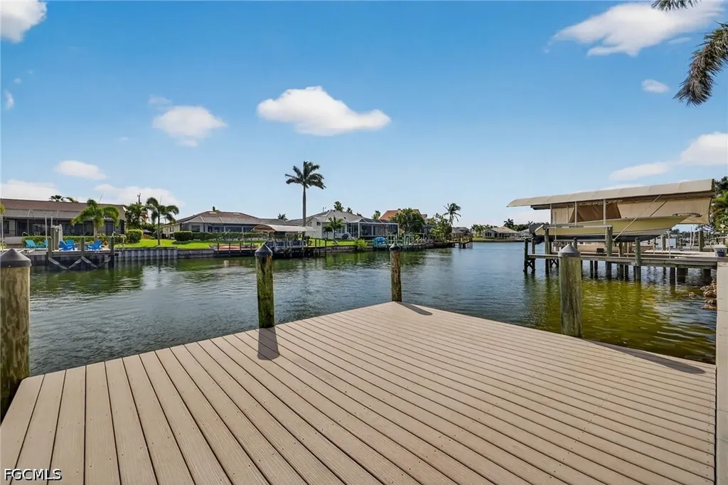 4817 SW 20th Place Cape Coral FL 33914