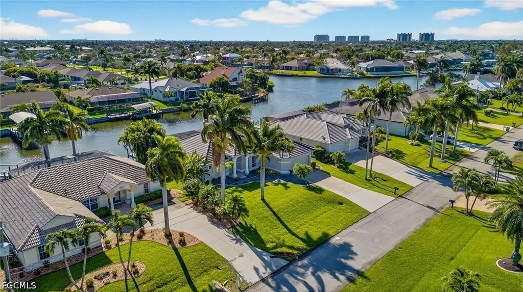 4817 SW 20th Place Cape Coral FL 33914