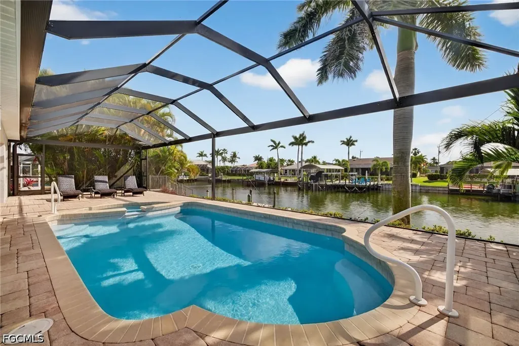 4817 SW 20th Place Cape Coral FL 33914