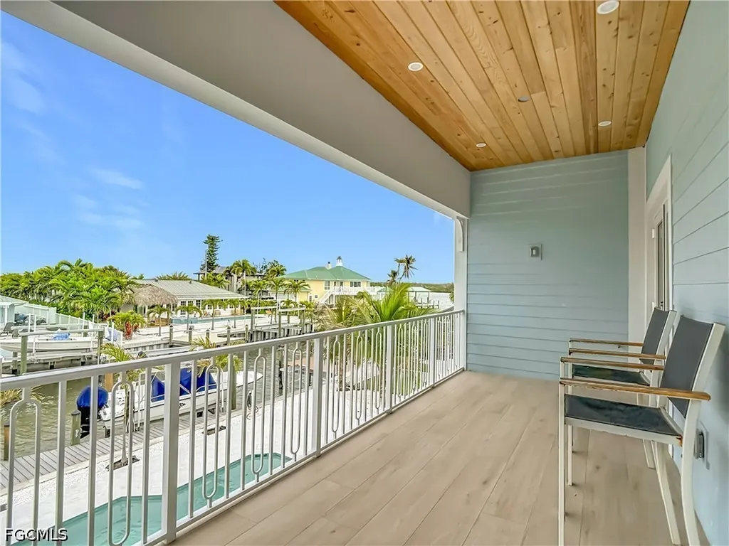 445 Madison Court Fort Myers Beach FL 33931