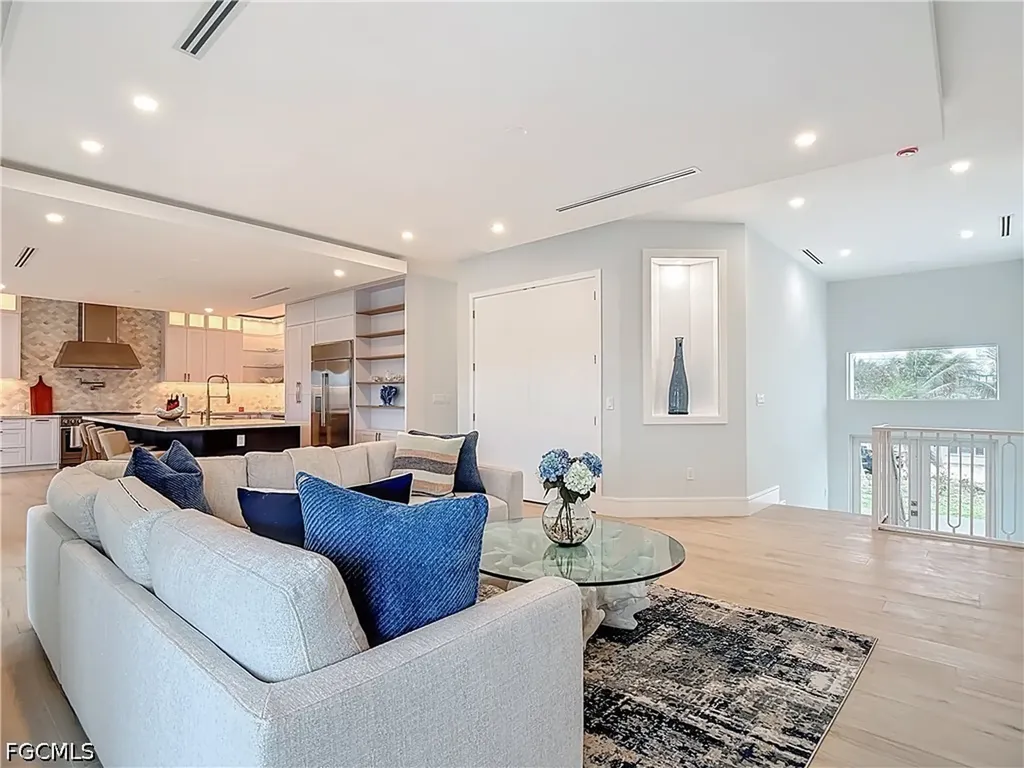 445 Madison Court Fort Myers Beach FL 33931