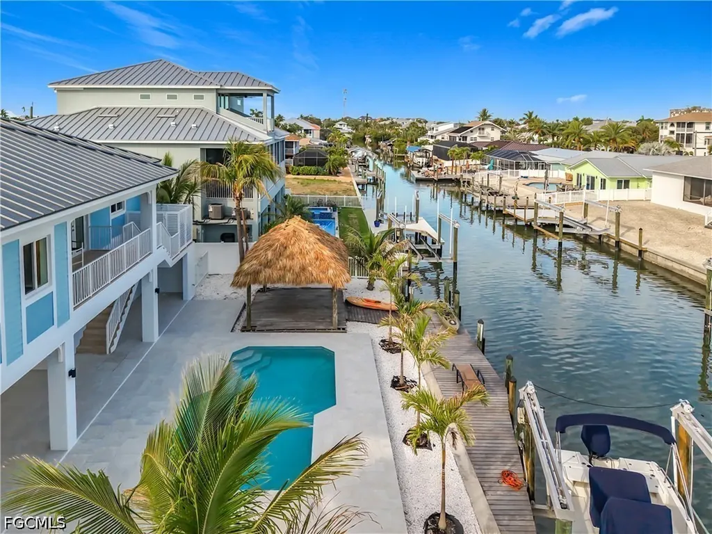 445 Madison Court Fort Myers Beach FL 33931