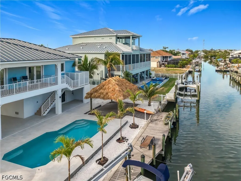 445 Madison Court Fort Myers Beach FL 33931