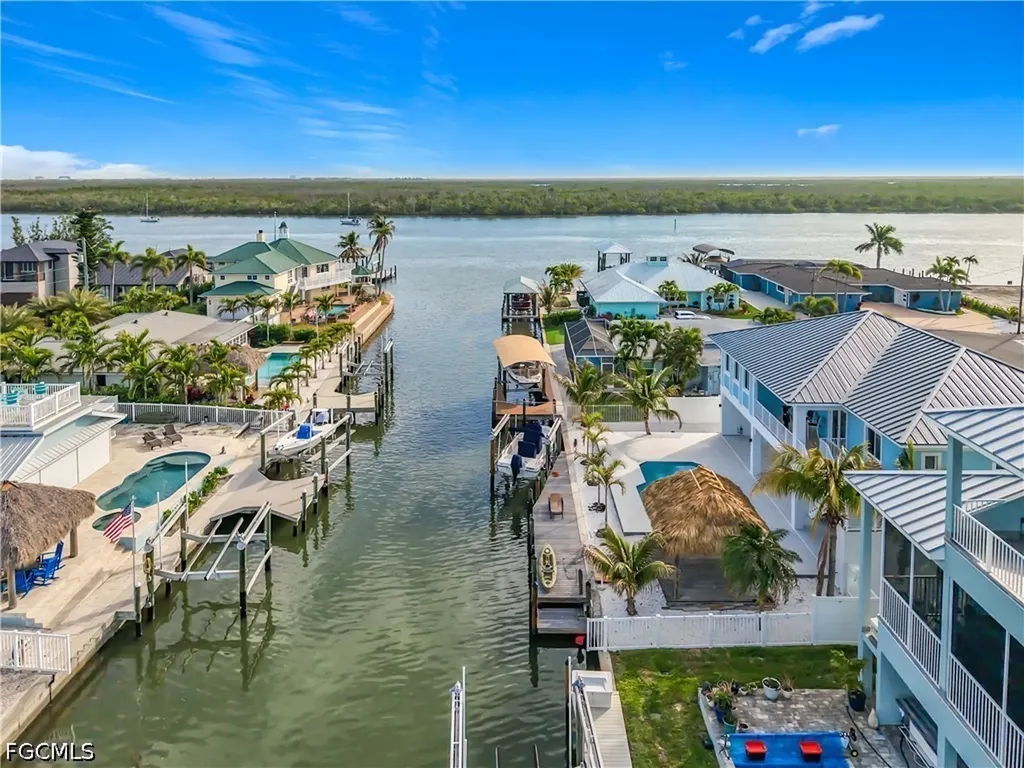 445 Madison Court Fort Myers Beach FL 33931