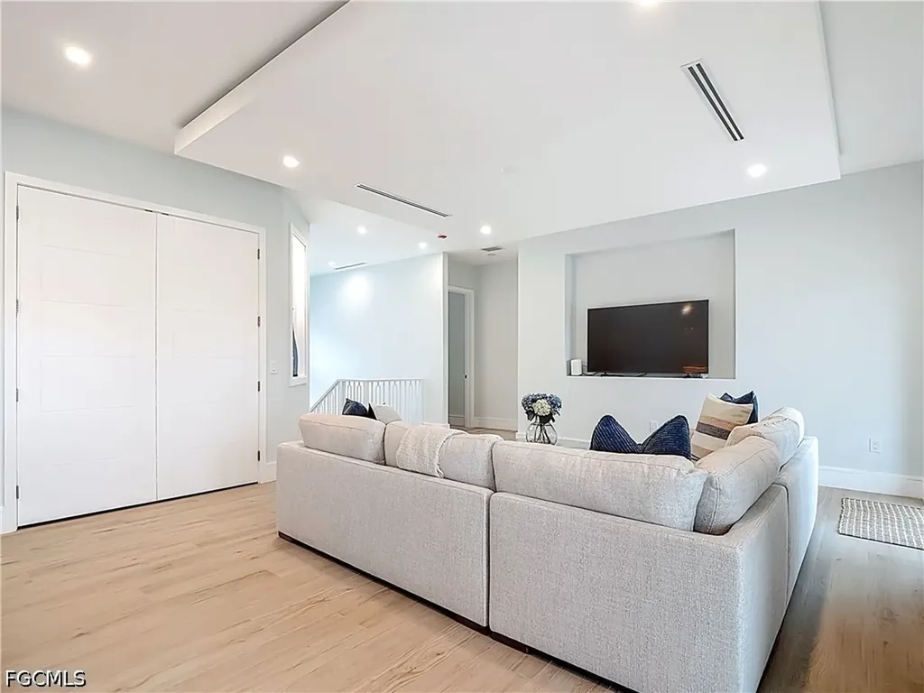 445 Madison Court Fort Myers Beach FL 33931