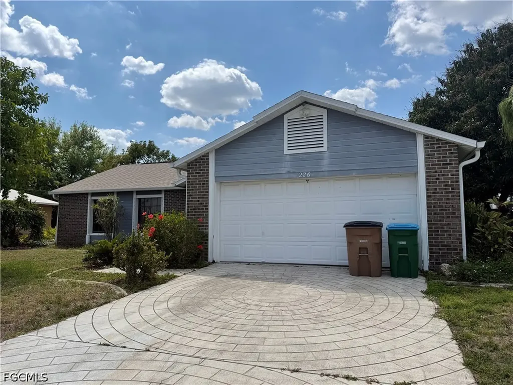 226 NE 13th Place Cape Coral FL 33909