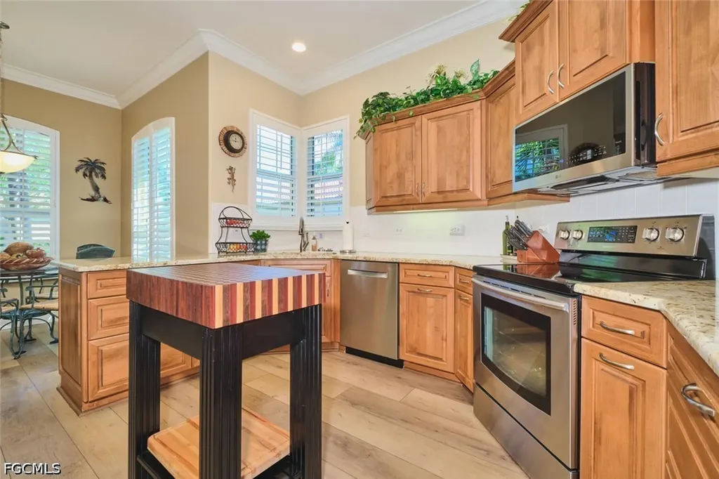 16396 Willowcrest Way Fort Myers FL 33908