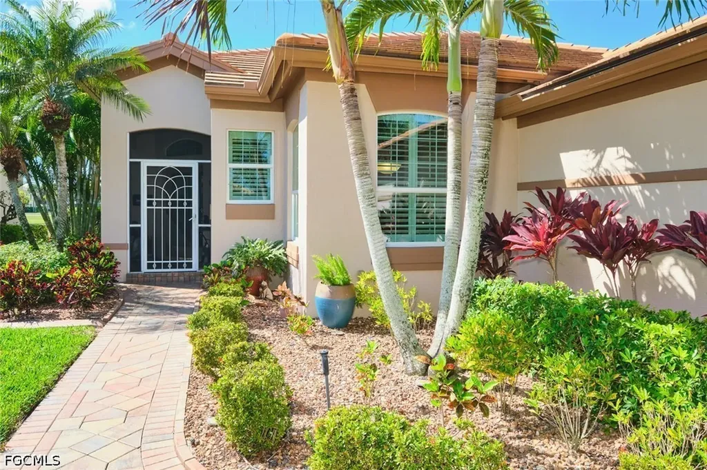 16396 Willowcrest Way Fort Myers FL 33908