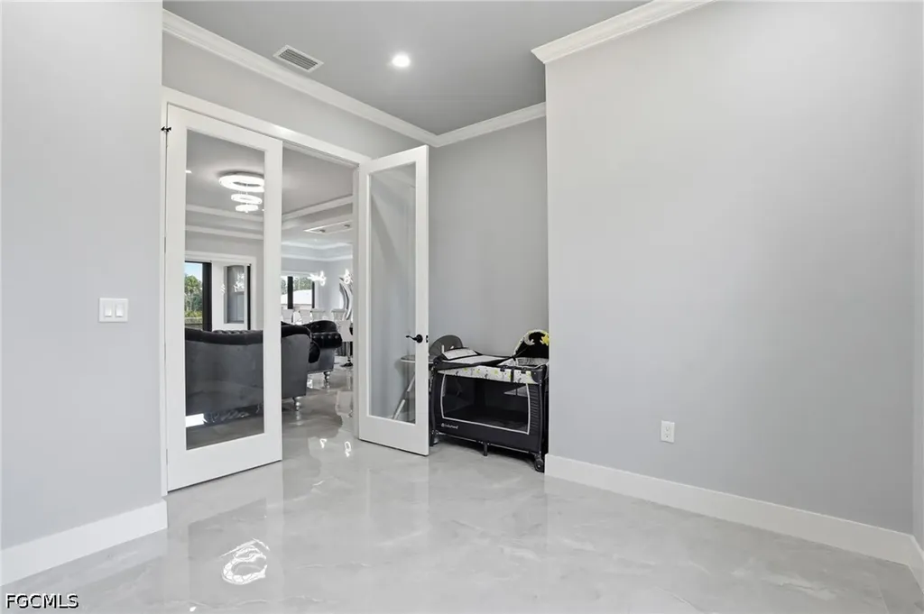 3043 18th Avenue NE Naples FL 34120