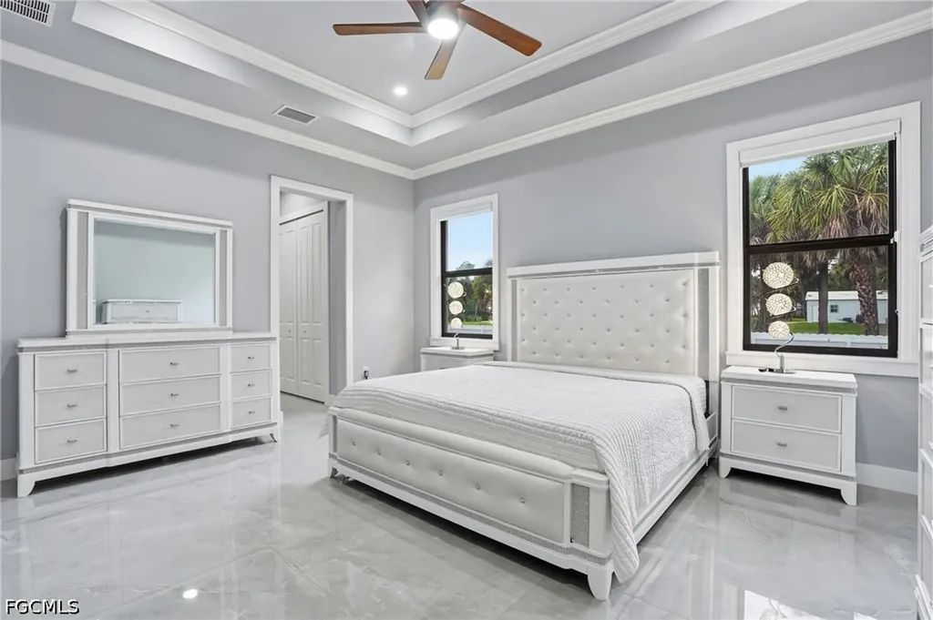 3043 18th Avenue NE Naples FL 34120