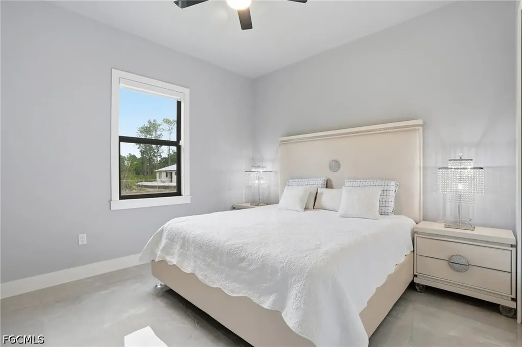 3043 18th Avenue NE Naples FL 34120