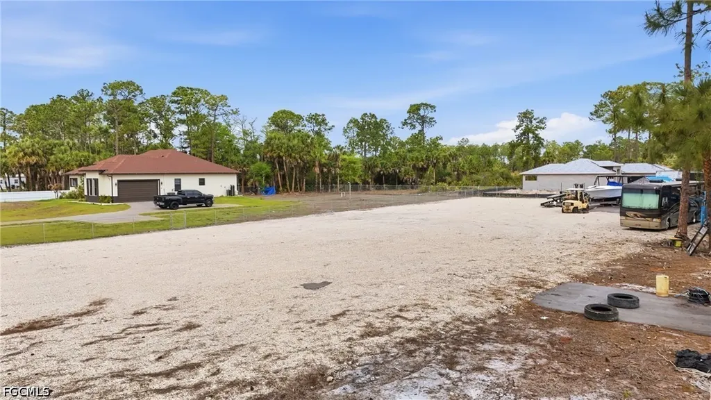 3043 18th Avenue NE Naples FL 34120
