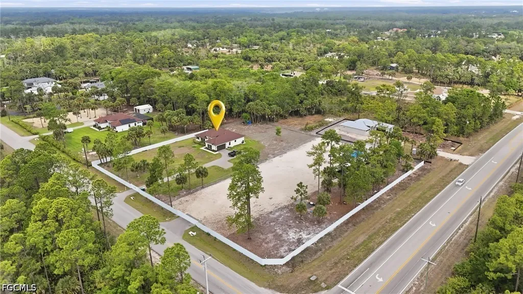 3043 18th Avenue NE Naples FL 34120
