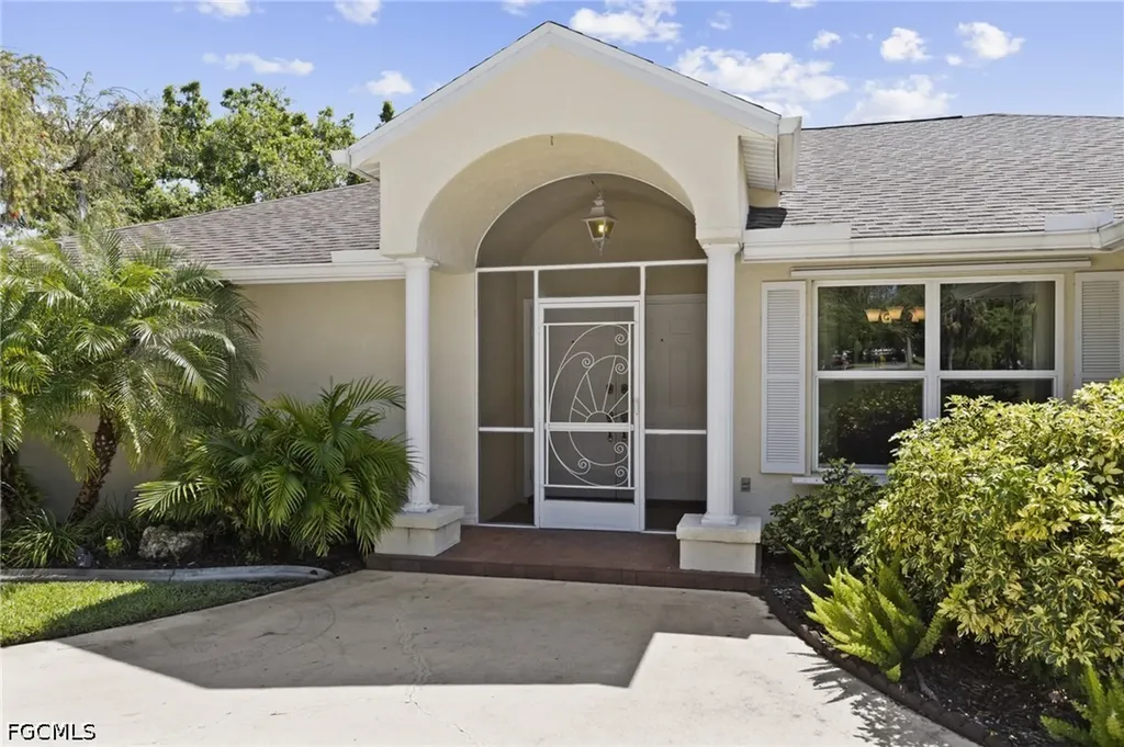 7294 Pelas Circle North Fort Myers FL 33917