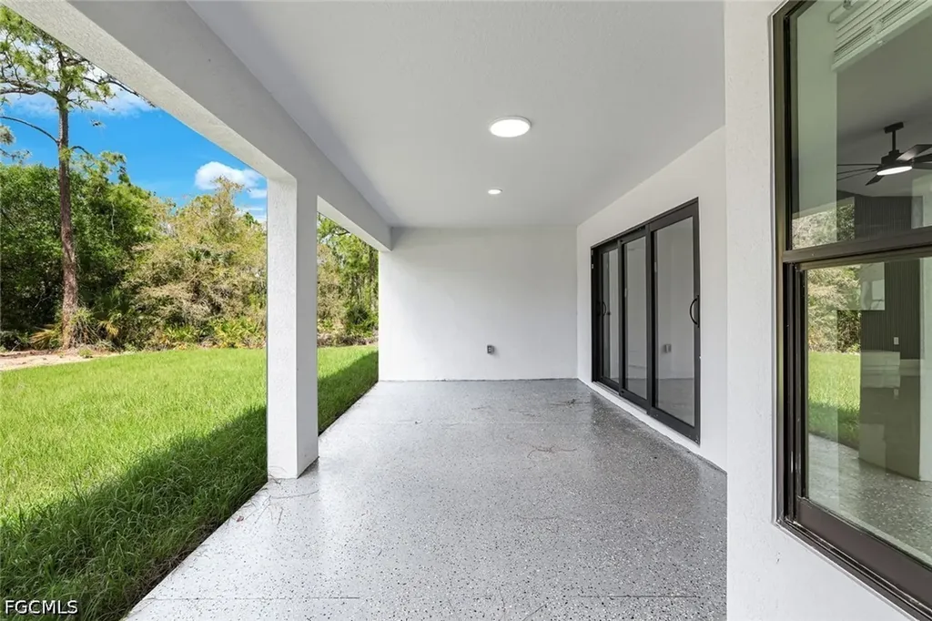 1207 Desoto Avenue Lehigh Acres FL 33972