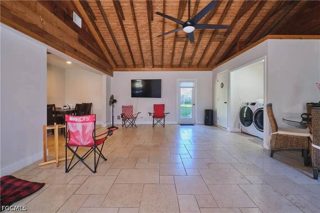 3731 Liberty Square Fort Myers FL 33908