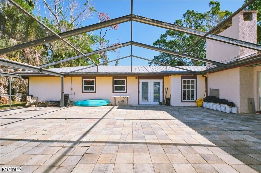 3731 Liberty Square Fort Myers FL 33908
