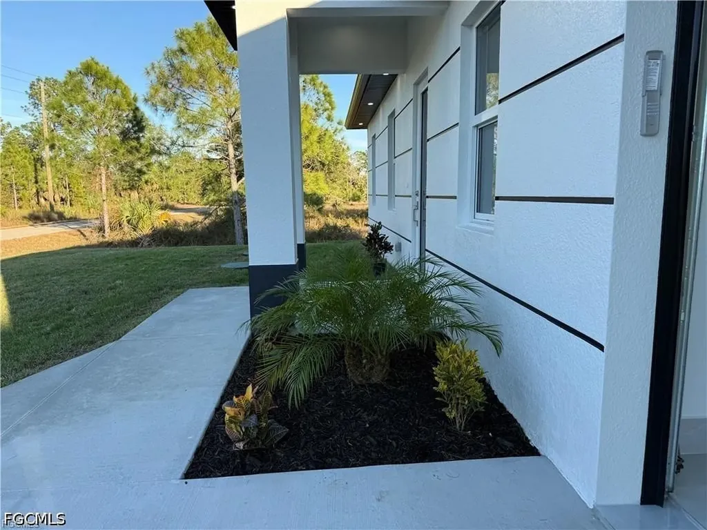207 W 15th Street Lehigh Acres FL 33972