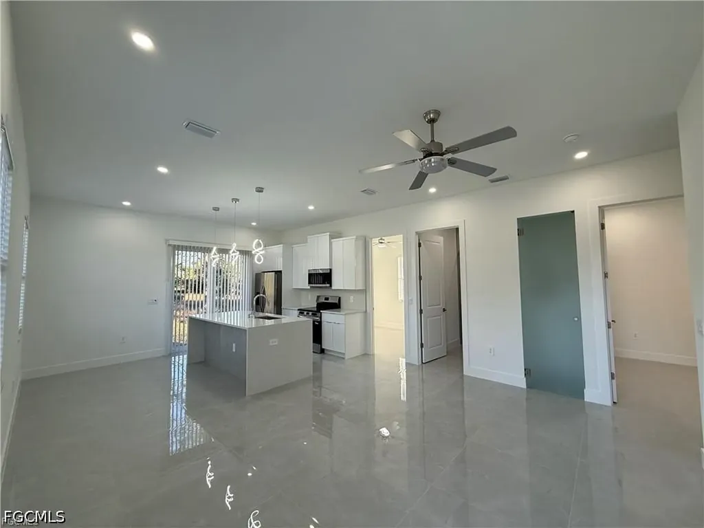 207 W 15th Street Lehigh Acres FL 33972