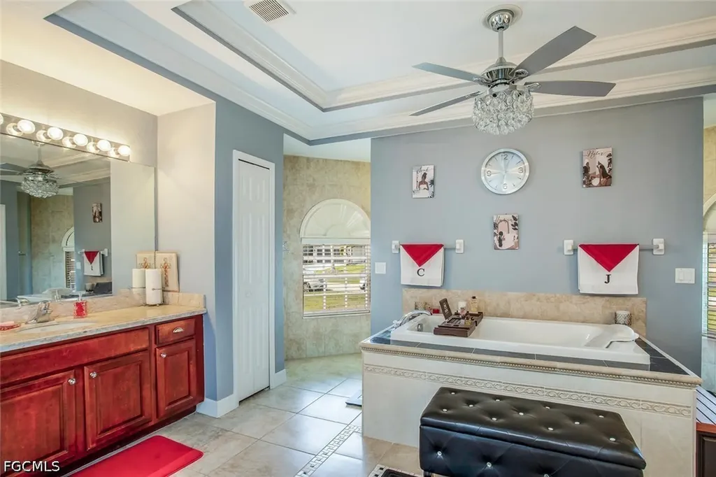1915 NE 23rd Avenue Cape Coral FL 33909