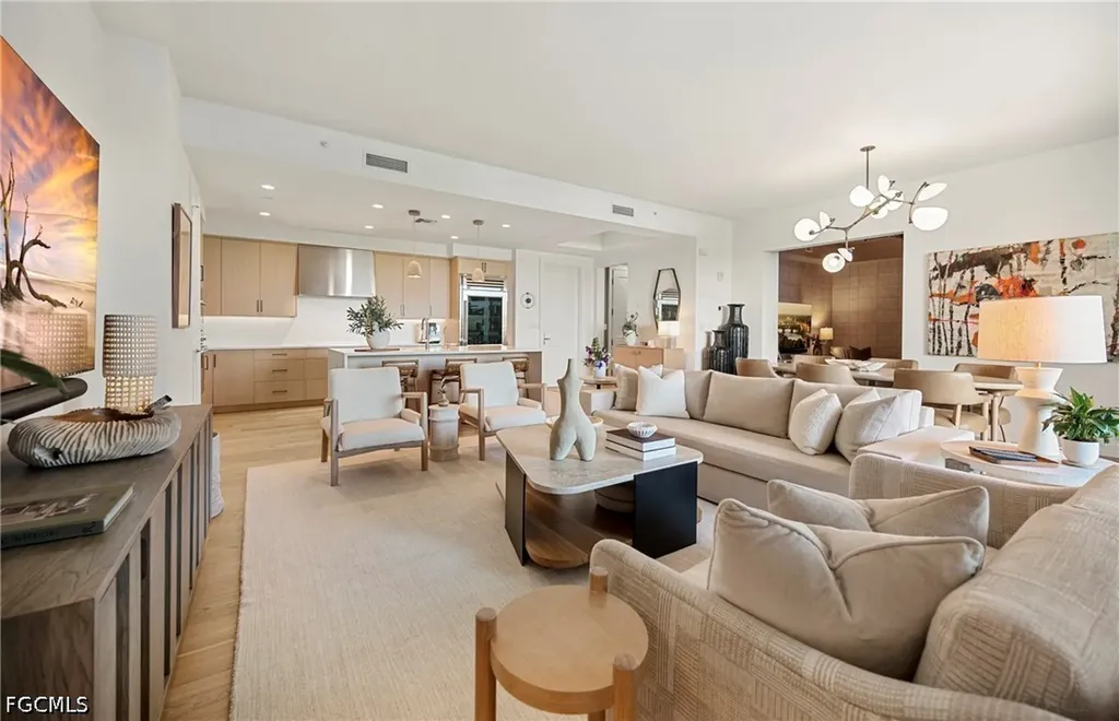 1115 Central Avenue Naples FL 34102