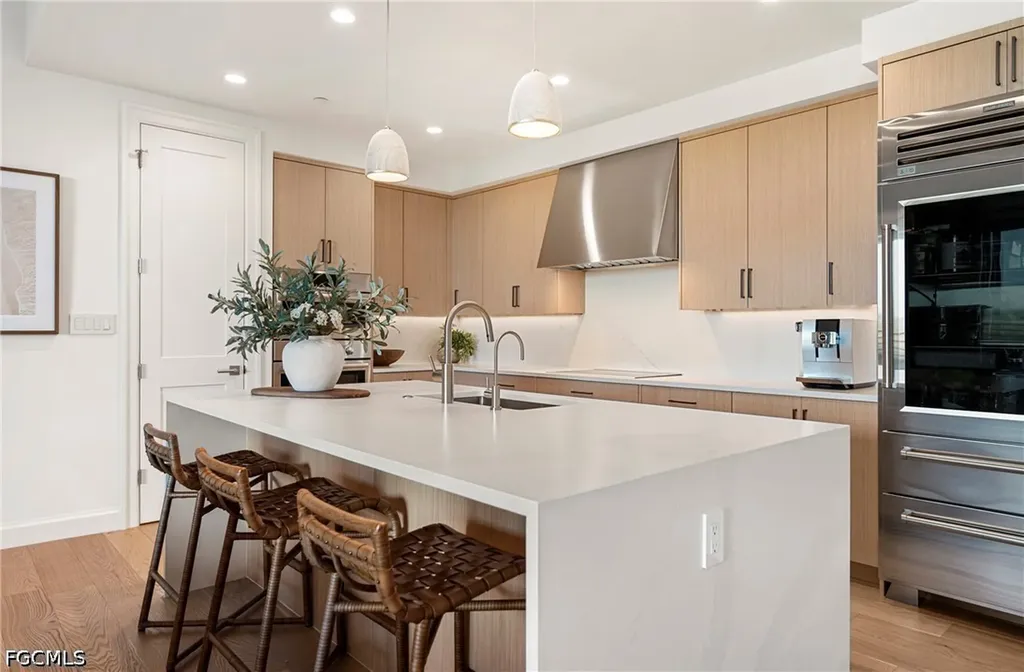 1115 Central Avenue Naples FL 34102