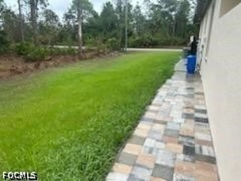 1105 Cortez Avenue Lehigh Acres FL 33972
