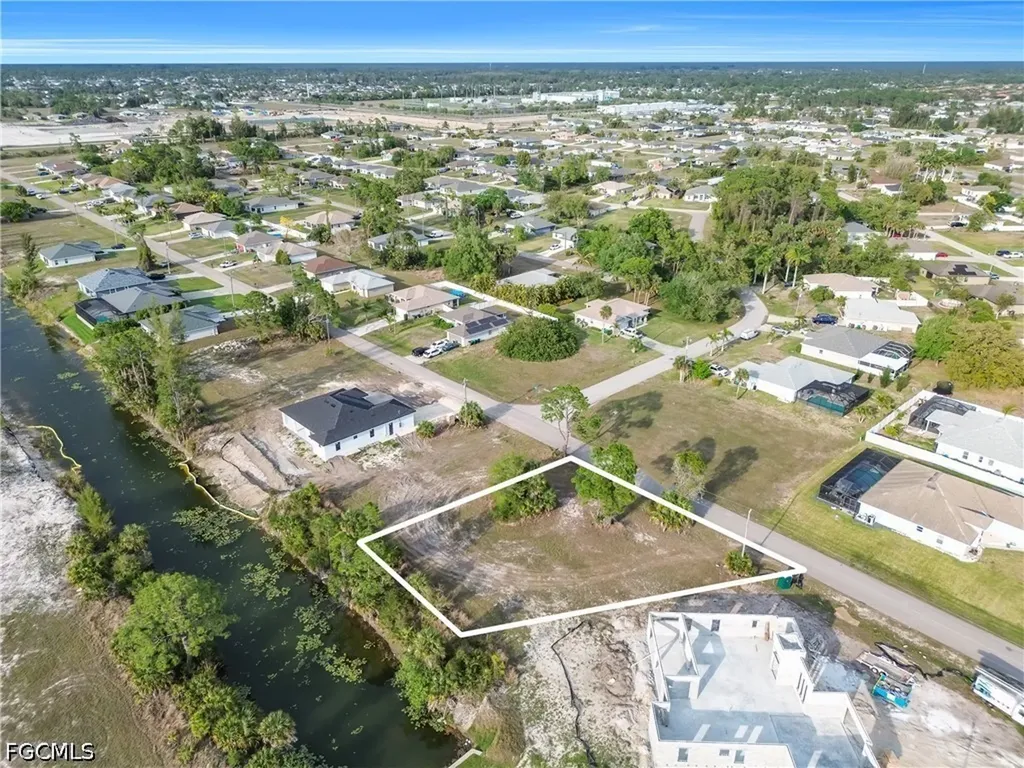 3440 NE 17th Place Cape Coral FL 33909