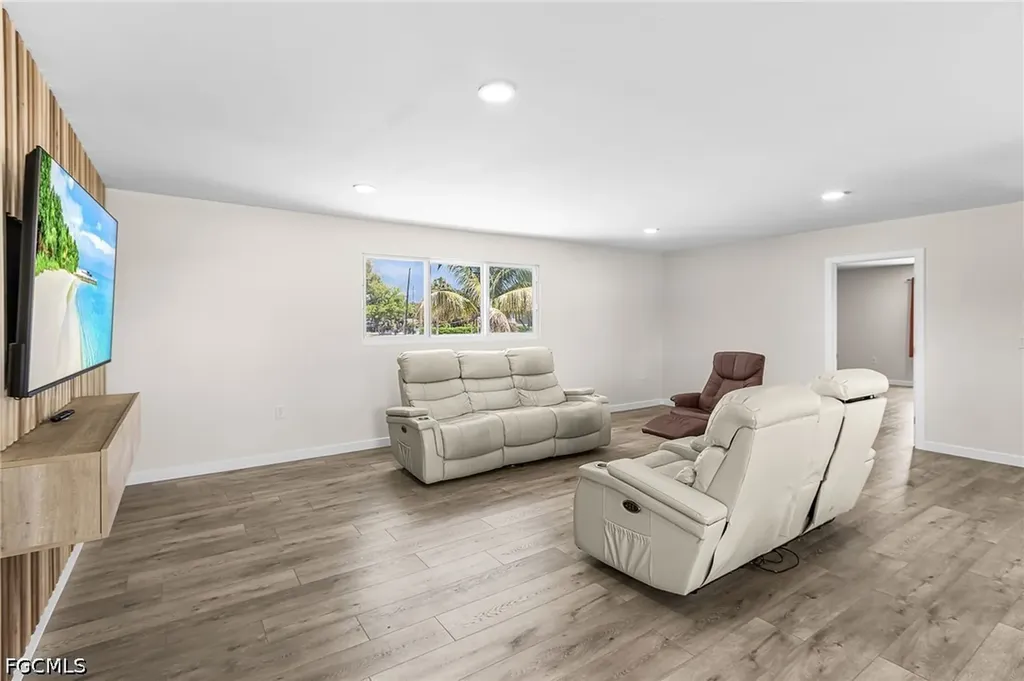 24525 Dolphin Street Bonita Springs FL 34134