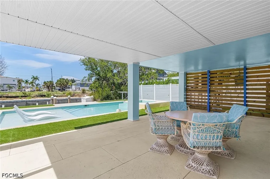 24525 Dolphin Street Bonita Springs FL 34134