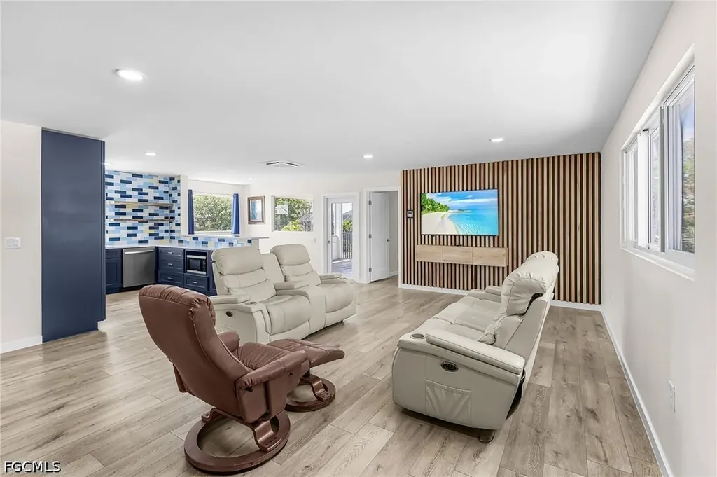 24525 Dolphin Street Bonita Springs FL 34134