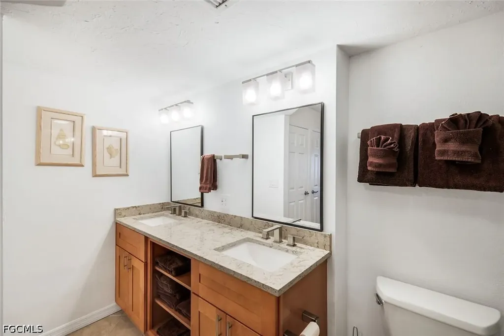 2445 W Gulf Drive Sanibel FL 33957