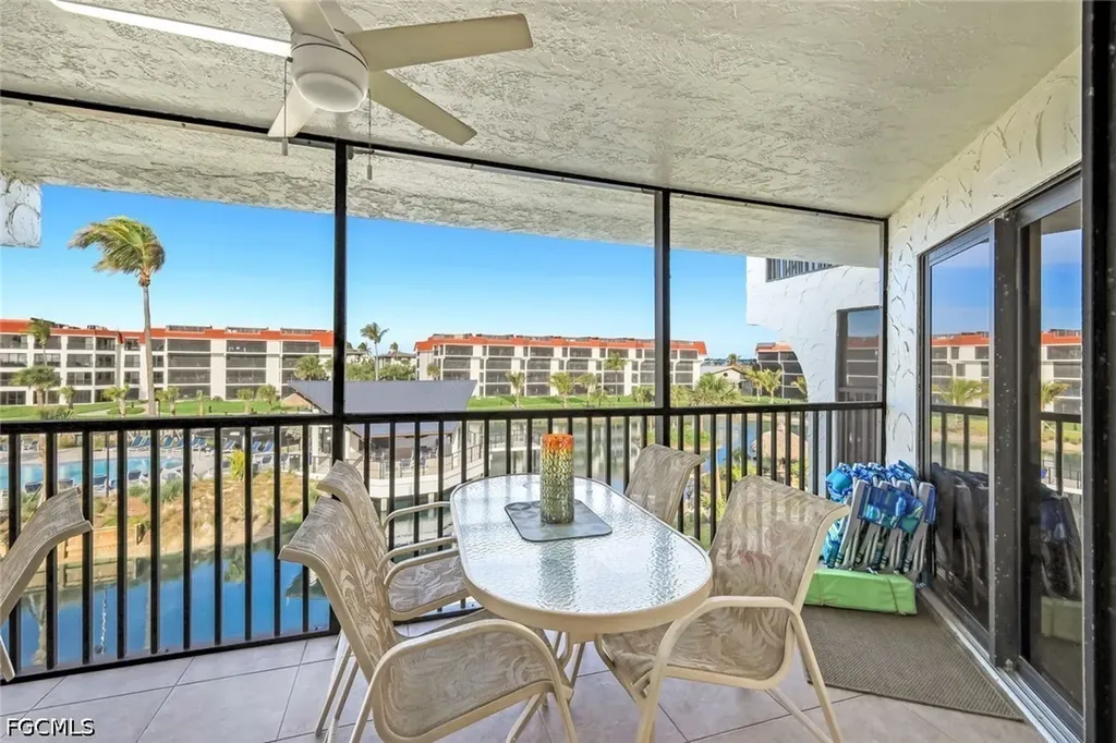 2445 W Gulf Drive Sanibel FL 33957