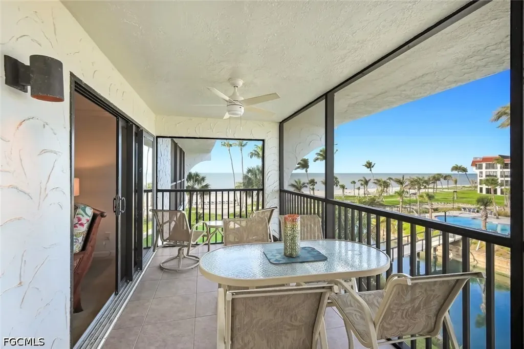 2445 W Gulf Drive Sanibel FL 33957