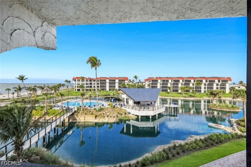 2445 W Gulf Drive Sanibel FL 33957