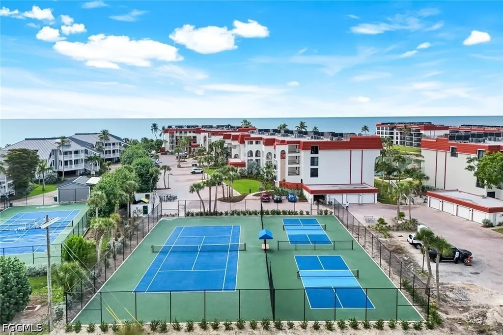 2445 W Gulf Drive Sanibel FL 33957