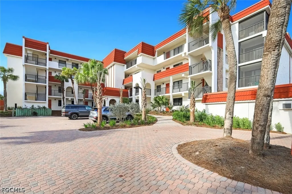 2445 W Gulf Drive Sanibel FL 33957