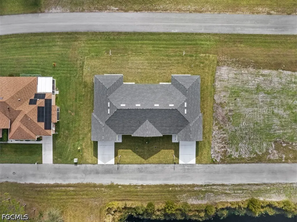 628 Falls Lane Lehigh Acres FL 33974