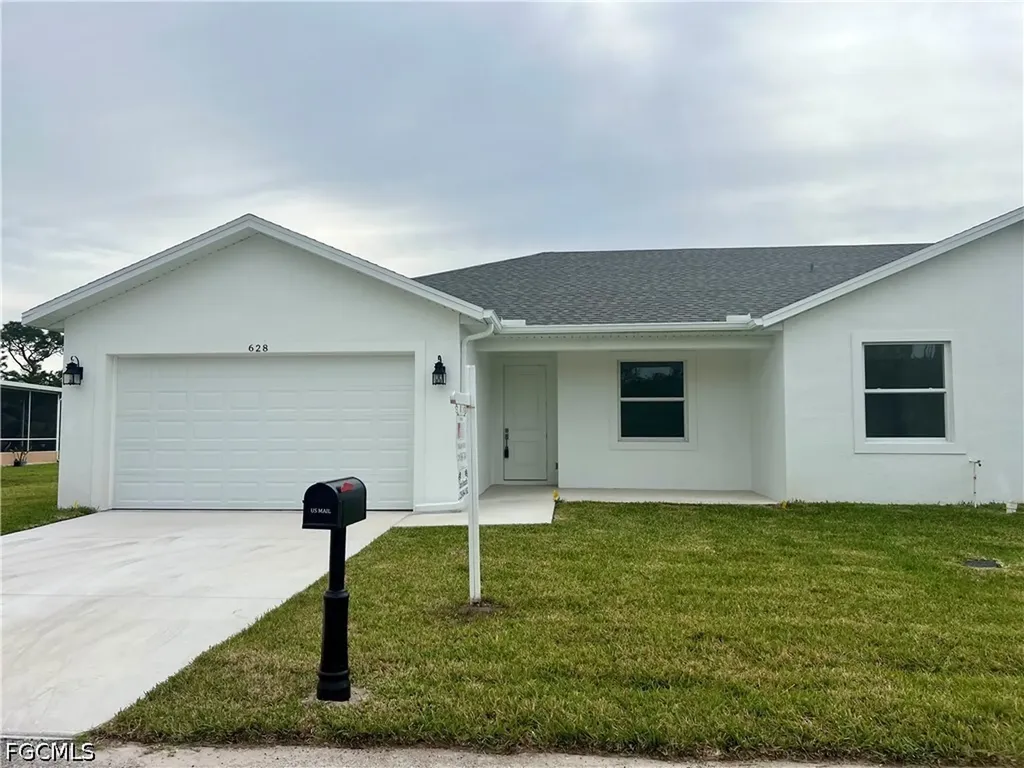 628 Falls Lane Lehigh Acres FL 33974