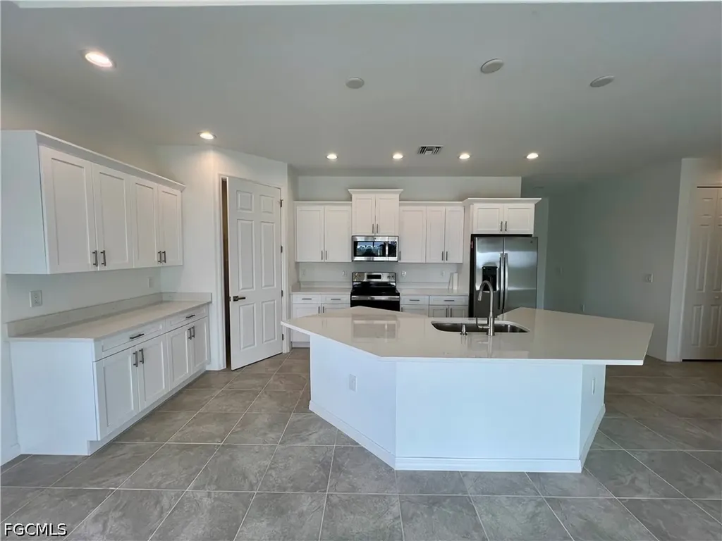 628 Falls Lane Lehigh Acres FL 33974