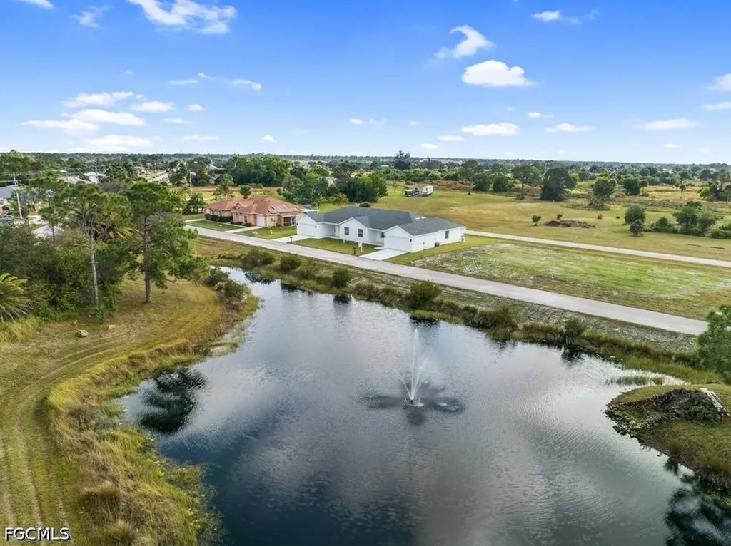 628 Falls Lane Lehigh Acres FL 33974