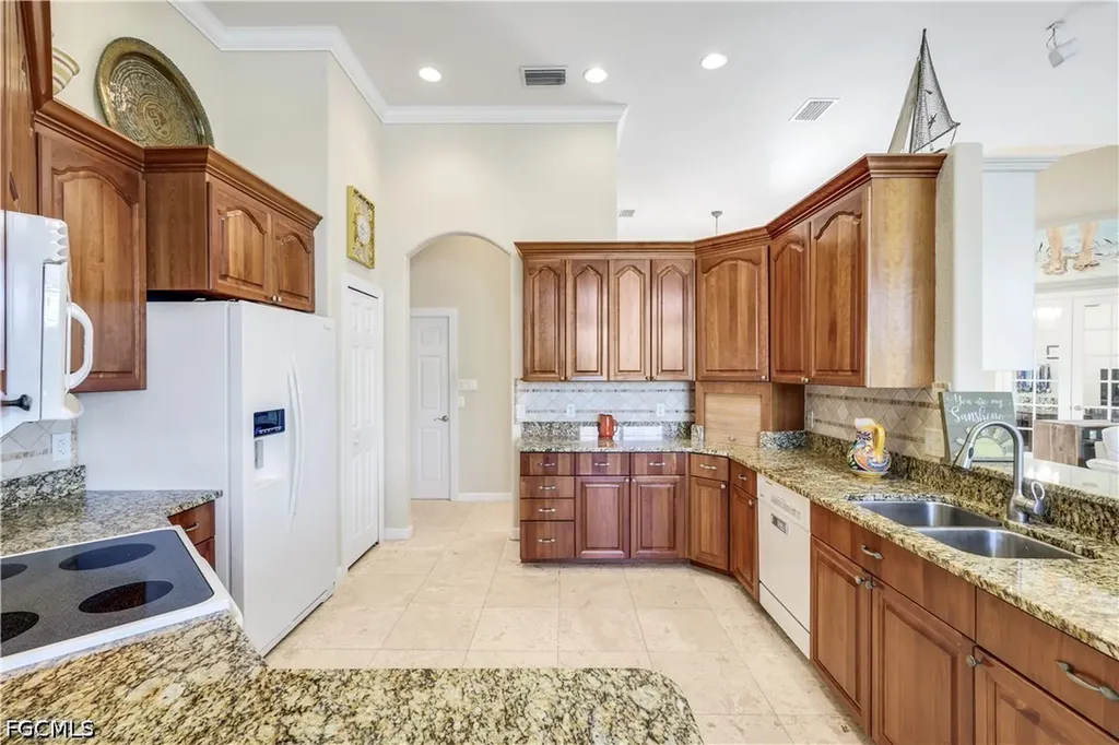 15930 Catalpa Cove Drive Fort Myers FL 33908