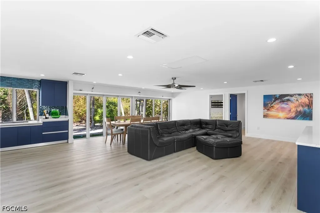 240 Southwinds Drive Sanibel FL 33957