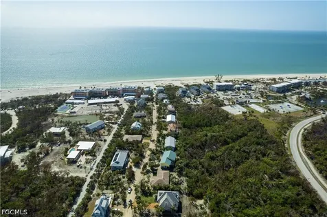 240 Southwinds Drive Sanibel FL 33957