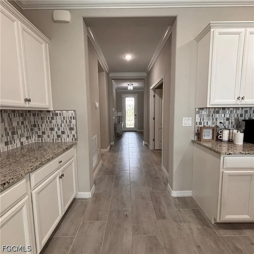 4028 E Hampton Circle Alva FL 33920
