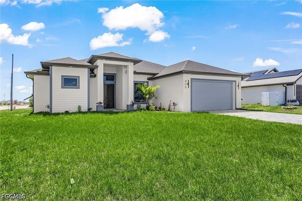 800 NW 8th Terrace Cape Coral FL 33993