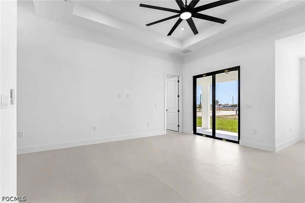 800 NW 8th Terrace Cape Coral FL 33993